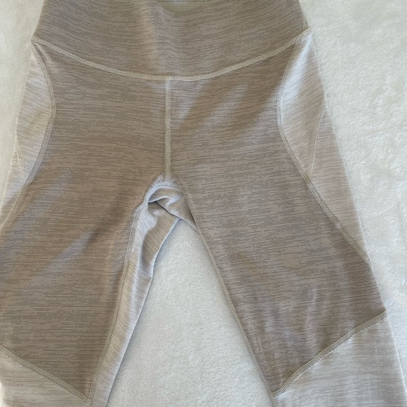 Outdoor voices tech sweat two tone colorblock 7/8 leggings - Picture 14 of 14